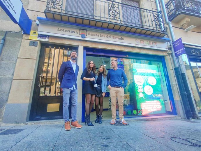 Nuevos responsables de la administración 'La Ranita' de Salamanca