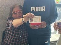 Perla, ganó el Gordo en 2022 en el Teatro Real: "Me compré una casita y he ayudado a la Iglesia"