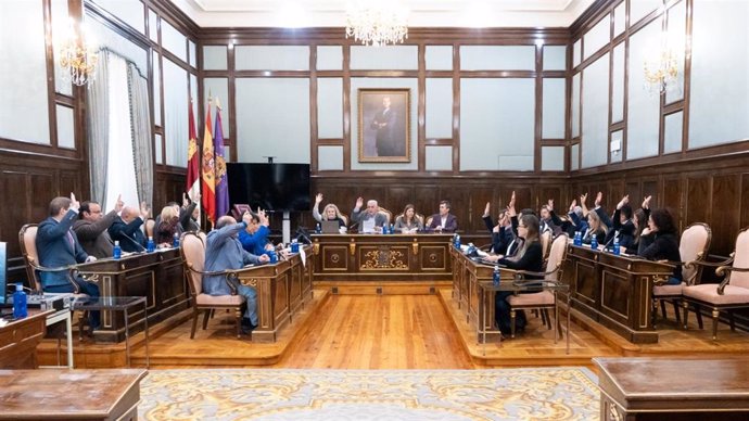 Aprobación del Plan Provincial de Obras 2024-2026 en la Diputación de Guadalajara.