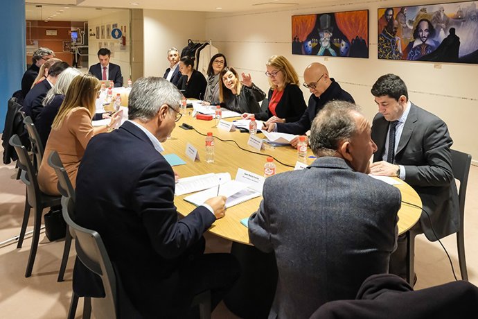 Reunión del Patronato del FIS.