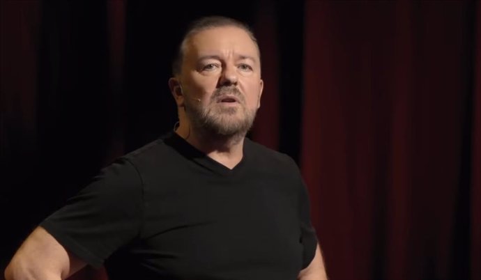 Ricky Gervais responde a quienes piden a Netflix censurar una broma de niños con cáncer en su monólogo: "No voy a parar"