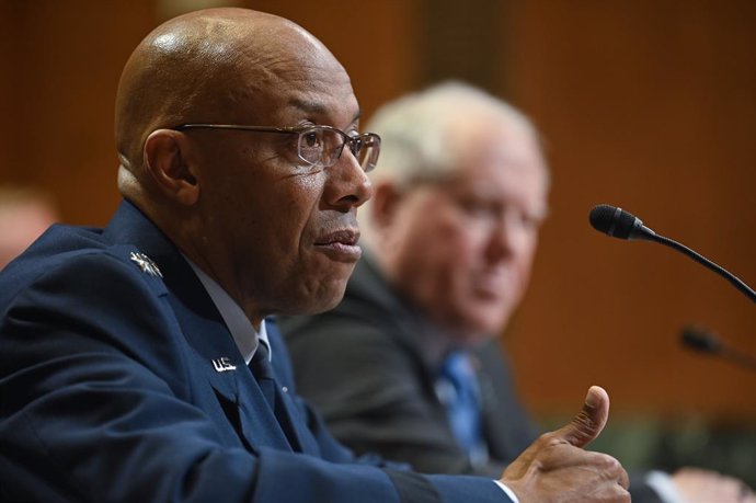 Archivo - April 18, 2023, Washington, DC, United States of America: U.S. Air Force Chief of Staff Gen. CQ Brown, Jr., testifies before the Senate Appropriations Subcommittee on Defense hearing on the Air Force fiscal year 2024 budget on Capitol Hill, Apri