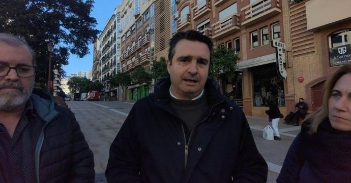 El secretario de Relaciones Institucionales de la Ejecutiva Provincial del PSOE y senador, Amaro Huelva.