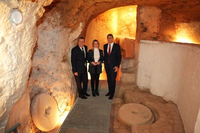 Inauguración del molino subterráneo de La Mina de Alcalá de Guadaíra (Sevilla) tras su rehabilitación.