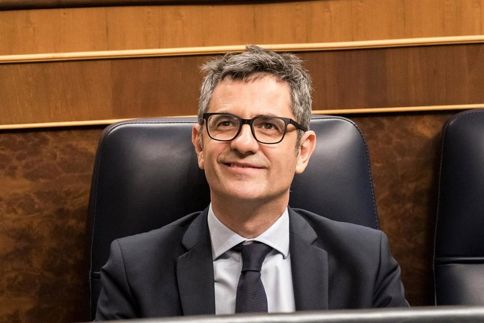 El ministro de la Presidencia, Relaciones con las Cortes y Justicia, Félix Bolaños, durante un pleno en el Congreso de los Diputados, a 19 de diciembre de 2023, en Madrid (España).