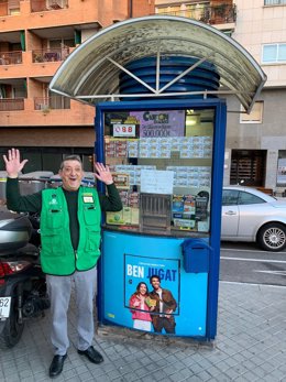 El venedor d'un dels nombres premiats el divendres 22 de desembre en el 'Cupons' de l'ONCE