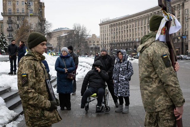 Funeral en Kiev por un militar ucraniano fallecido en Jersón