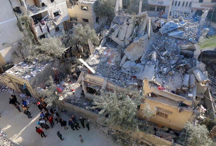 Edificis destruts pels bombardejos de l'exrcit d'Israel contra Deir al-Balah, al centre de la Franja de Gaza