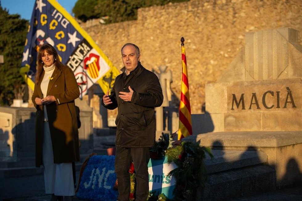 Borrs y Turull tras la ofrenda