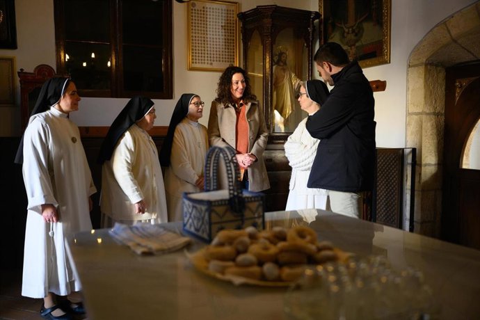 La alcaldesa en uno de los conventos