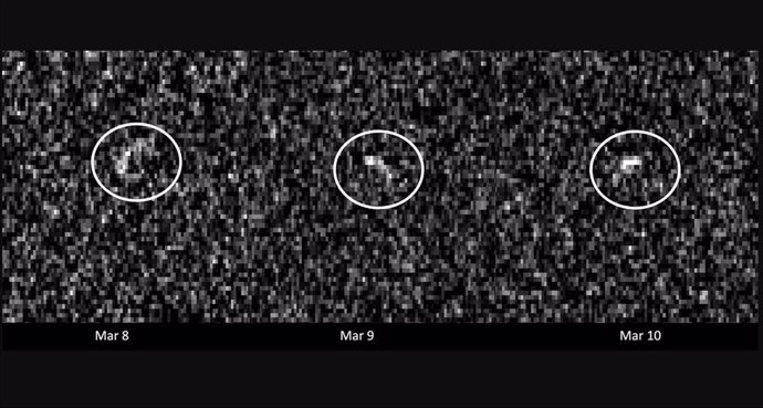 Estas imágenes del asteroide Apophis fueron registradas en marzo de 2021 por antenas de radio en el complejo Goldstone de Deep Space Network en California y el Telescopio Green Bank en Virginia Occidental. El asteroide estaba a 17 millones de kilómetros