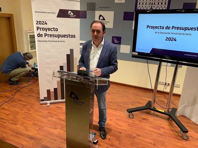 Benito Serrano durante la presentación de los presupuestos de 2024.