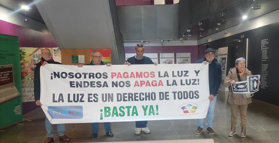 Encierro en el centro de servicios sociales del Polígono Sur