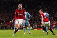 El Liverpool lidera en el 'Boxing Day' y el Aston Villa se desvanece en Old Trafford