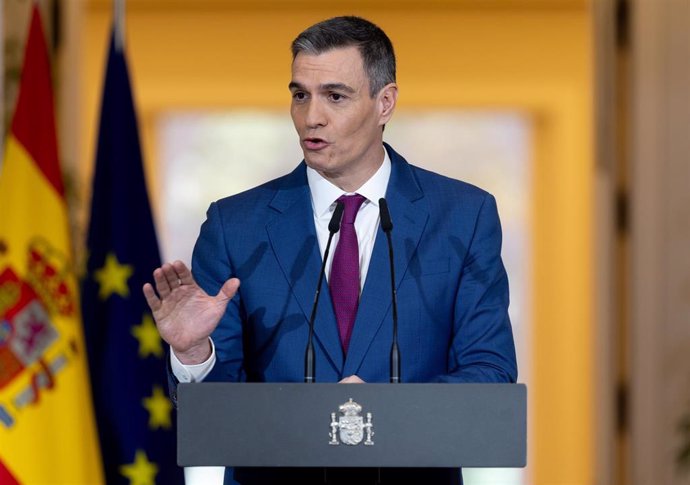 El presidente del Gobierno, Pedro Sánchez, en el Palacio de la Moncloa, a 27 de diciembre de 2023, en Madrid (España).