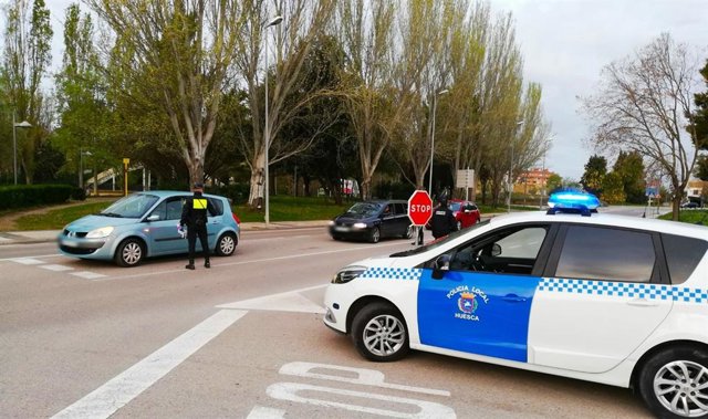 Heridos una mujer y sus dos hijos tras ser atropellados en Huesca.