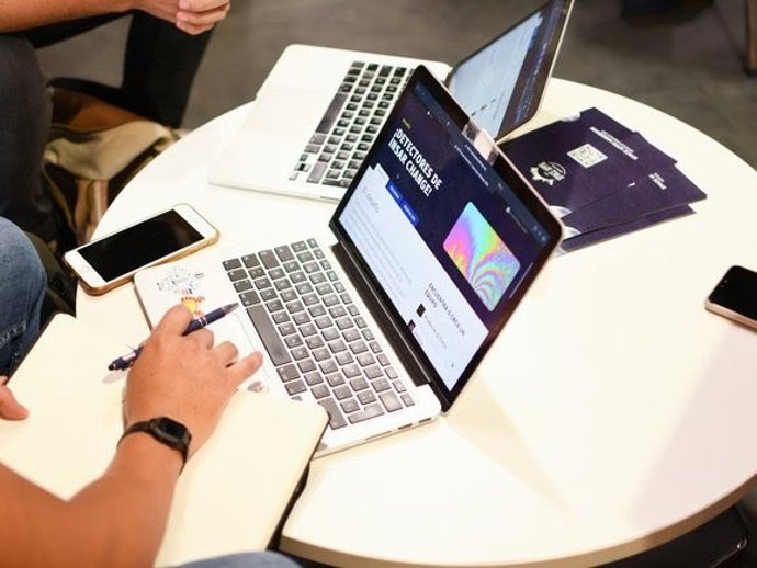 Alumnos de IT Academy de Barcelona Activa y 42Barcelona, finalistas del hackatón de la NASA