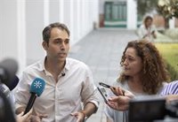 IU sostiene que el "problema" de la sanidad andaluza "no es de nombres" sino del "modelo" de gestión del PP-A