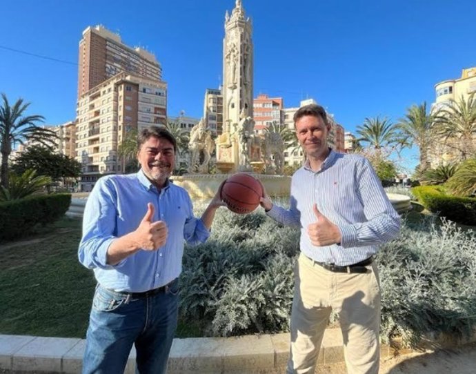 Toni Gallego y  Luis Barcala.