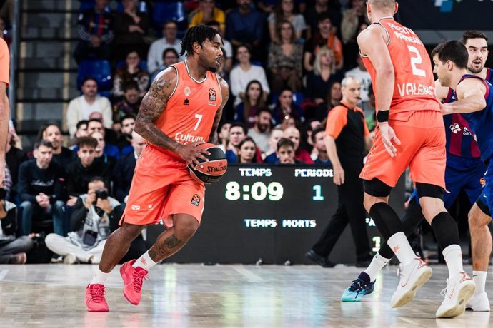 Archivo - Chris Jones durante un partido del Valencia Basket