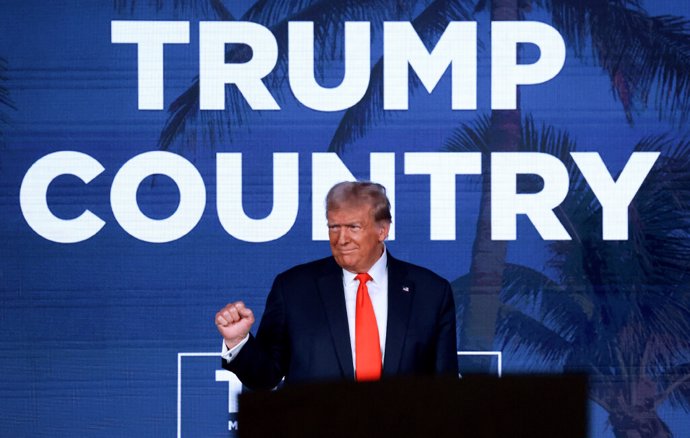 December 27, 2023: Former president Donald Trump responds to cheering supporters at the Republican Party of Florida Freedom Summit at the Gaylord Palms Resort and Convention Center in Kissimmee, Florida, Saturday, Nov. 4, 2023.