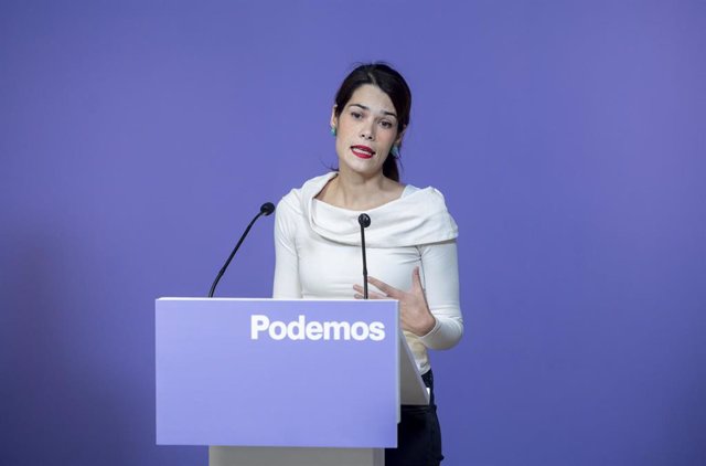 Archivo - La portavoz de Podemos, Isa Serra, durante una rueda de prensa, en la sede de Podemos, a 6 de noviembre de 2023, en Madrid (España).