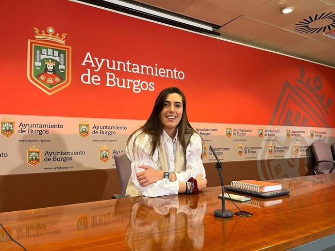 Andrea Ballesteros durante una rueda de prensa.