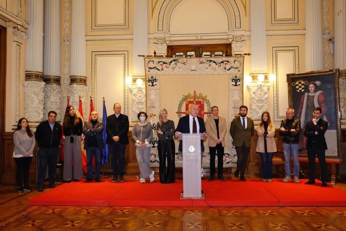 Carnero, durante su intervención a la hora de ofrecer un balance de sus primeros seis meses de mandato.