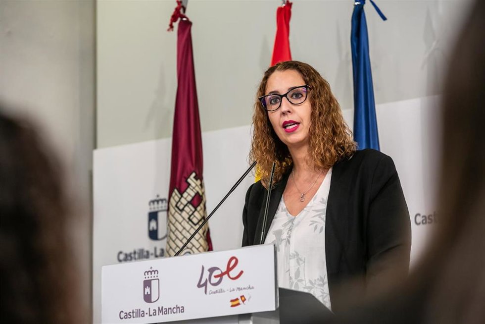 Archivo - La consejera de Igualdad de C-LM, Sara Simón, en una foto de archivo.