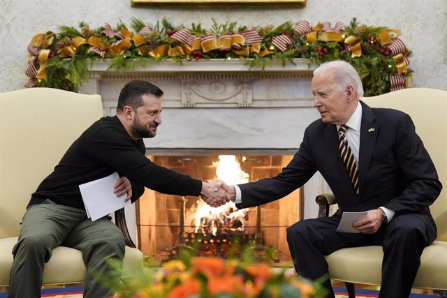 Los presidente de Estados Unidos y Ucrania, Joe Biden y Volodirmir Zelenski.
