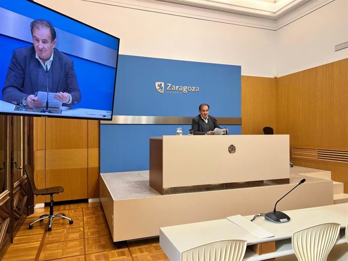 El consejero municipal de Presidencia del Ayuntamiento de Zaragoza, Ángel Lorén,