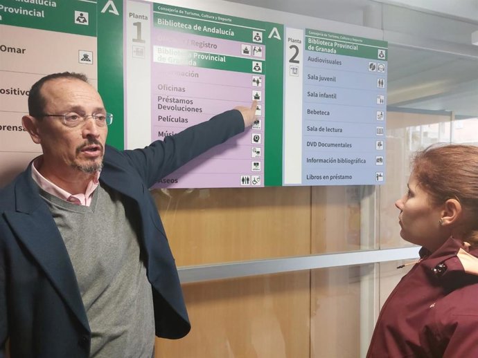 Fernando Egea, en la Biblioteca de Andalucía