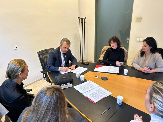 El Govern inicia el pago de la gratuidad de 0 a 3 años en los centros de la red pública y de la red complementaria.