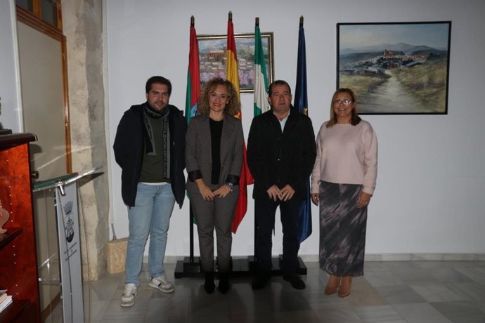 Visita de la Diputación al Ayuntamiento de Alhama de Granada
