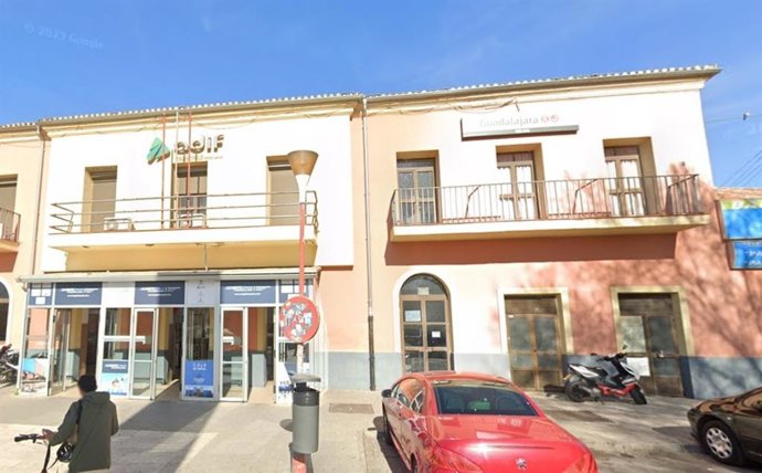 Imagen de la estación de tren de Guadalajara en Google Street View