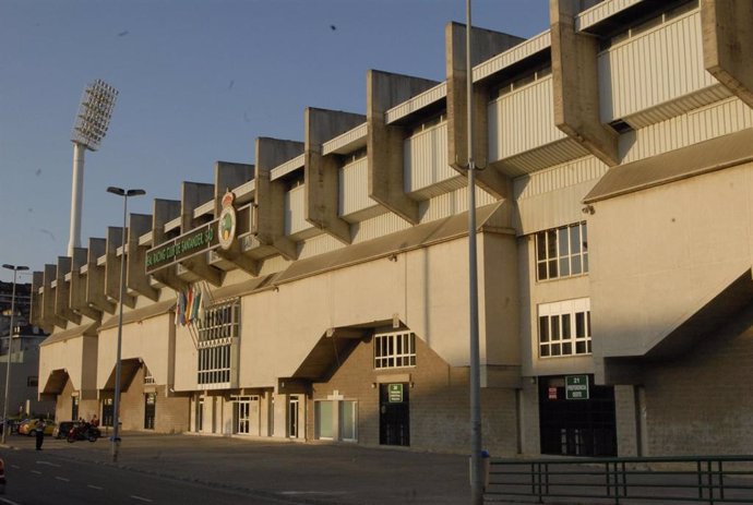 Archivo - Exterior del Estadio del Real Racing Club de Santander