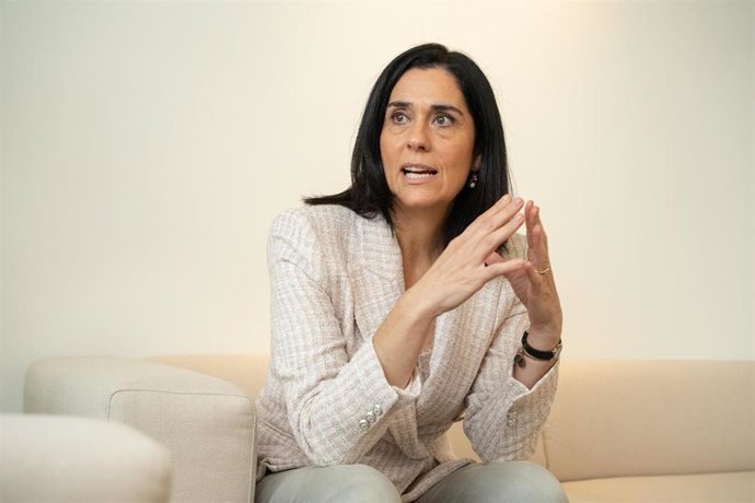 Archivo - La secretaria general del PP gallego, Paula Prado, posa durante una entrevista para Europa Press en la sede del PPdG, a 21 de octubre de 2022, en Santiago de Compostela, A Coruña, Galicia (España). Paula Prado fue diputada en el Parlamento de 