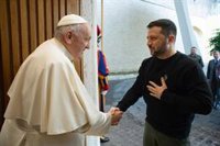 Zelensky expresa su "gratitud" al Papa por sus "deseos de paz" para Ucrania: "Estoy agradecido al Vaticano"