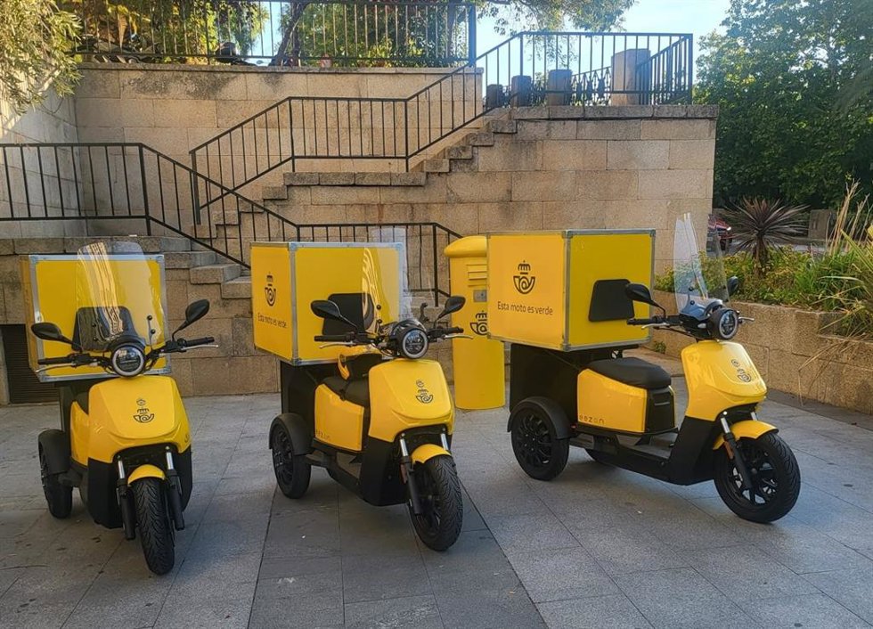 Motos eléctricas de Correos