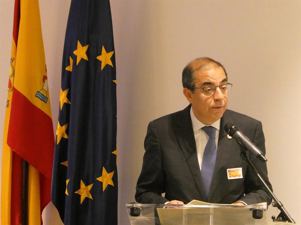Archivo - El rector de la Universidad de Sevilla, Miguel Ángel Castro, en una imagen de archivo.
