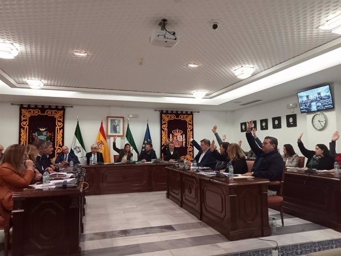 Aprobación de presupuestos para 2024 en el Pleno del Ayuntamiento de Mijas.