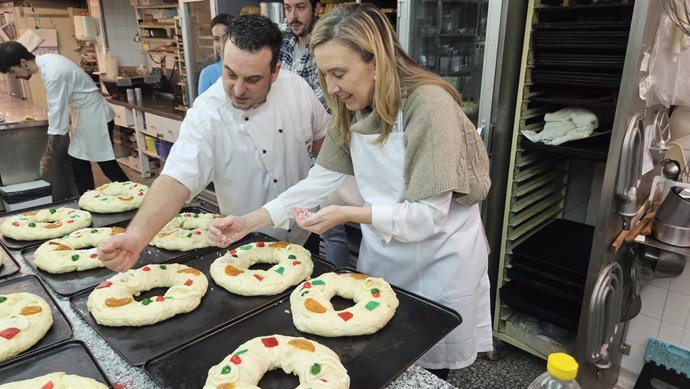 Belinda León respalda al sector pastelero riojano "como reconocimiento a la elaboración artesana y a la excelencia"