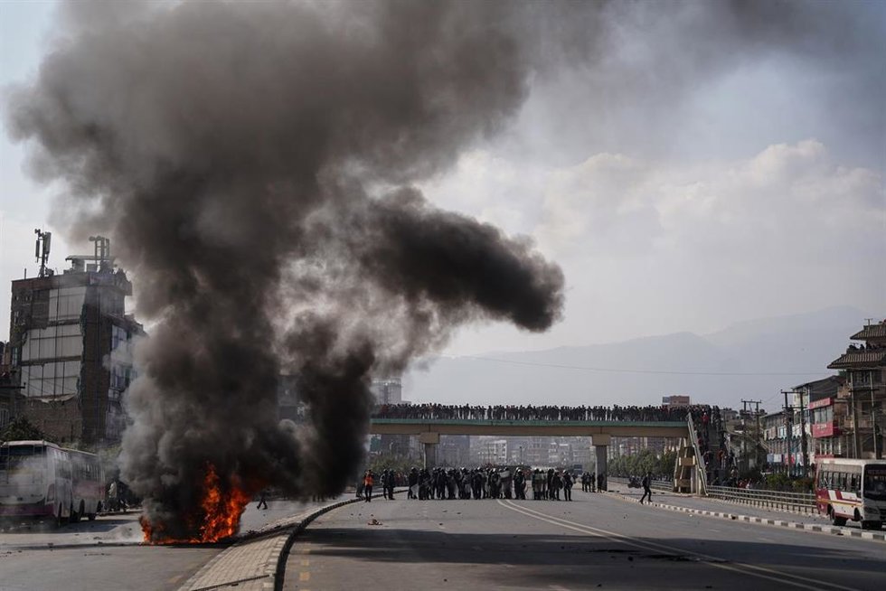 Protestas en Nepal contra una oferta de trabajo en Corea del Sur. 