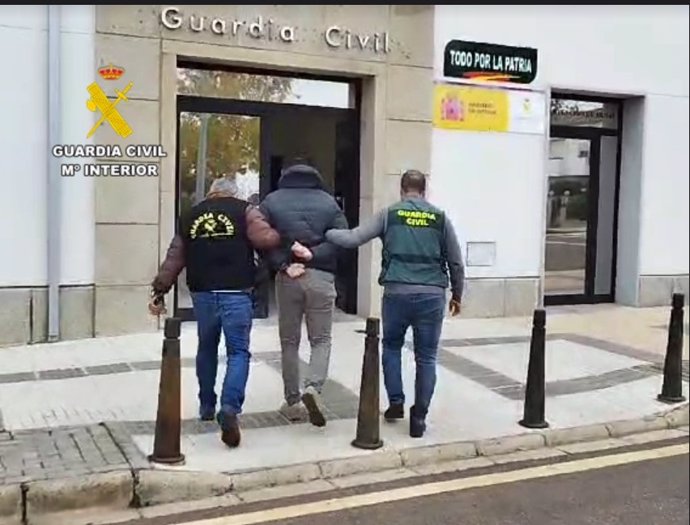 La Guardia Civil detiene a un vecino de Calamonte por homicio