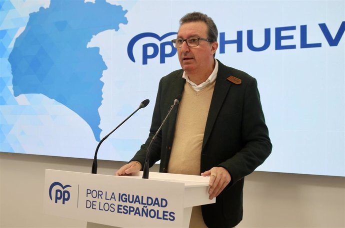 El presidente provincial del PP de Huelva, Manuel Andrés González.