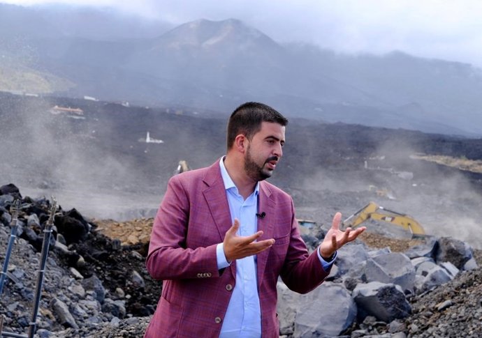 Archivo - El vicesecretario del PSOE de La Palma y portavoz del Grupo Socialista en el Cabildo, Borja Perdomo