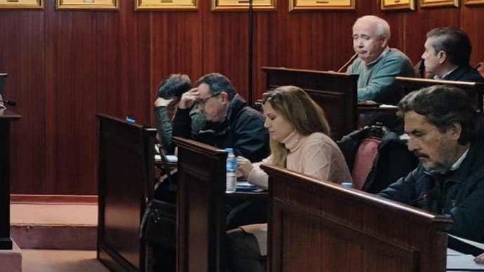 Pleno en el Ayuntamiento de Lepe