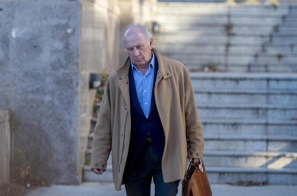 El exvicepresidente del Gobierno y exdirector gerente del Fondo Monetario Internacional (FMI), Rodrigo Rato, a su salida del juicio por el Caso Rato, en la Audiencia Provincial de Madrid.