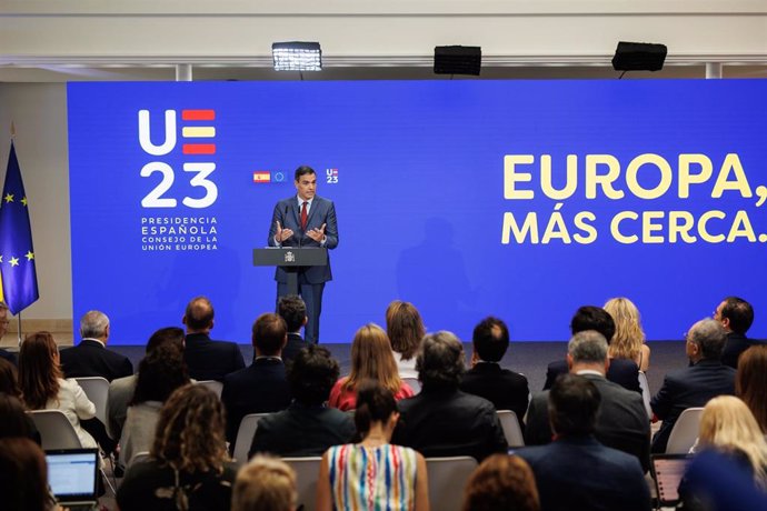 Archivo - El presidente del Gobierno, Pedro Sánchez, presenta las prioridades de la Presidencia española del Consejo de la UE, en el Palacio de la Moncloa, a 15 de junio de 2023, en Madrid (España). 