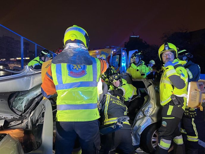 Accidente de tráfico en la calzada interior de la M30 a la altura de Puente de Vallecas. Archivo.